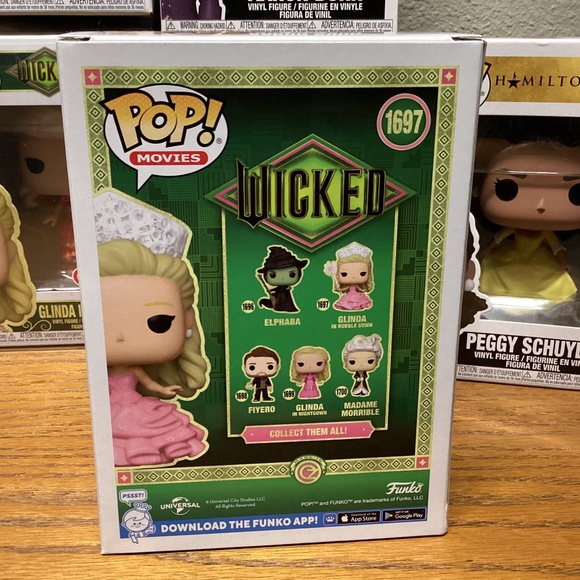 Funko Pop Glinda in the Bubble Gown Wicked #1697 - Picture 3 of 4
